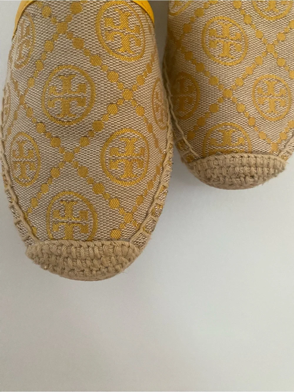 Tory Burch Goldfinch Yellow T Monogram Espadrilles size 6
